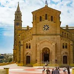 Pet-friendly Gozo Haven With Pool Vila *