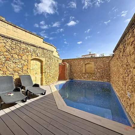 Mia - Your Gozo Haven With Pool *
