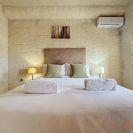 Villa Mia - Your Gozo Haven With Pool *