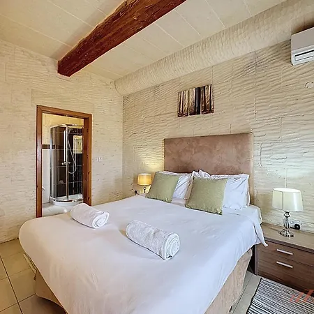 Mia - Your Gozo Haven With Pool *